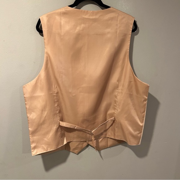 Barry.Wang Tan Silk Vest Men’s XL NWOT - Picture 3 of 7